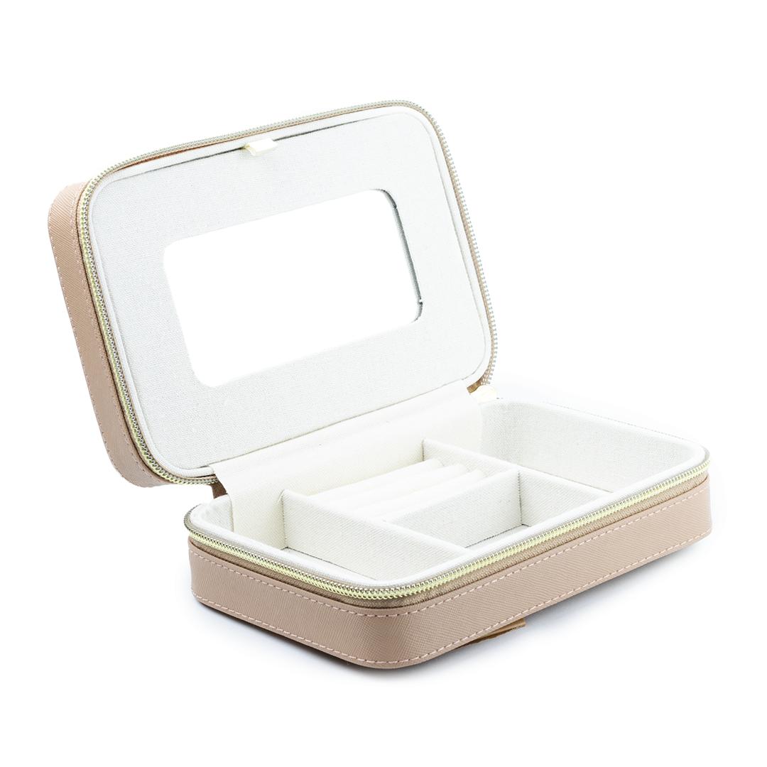 Pazzat Jewerly Case Beige front