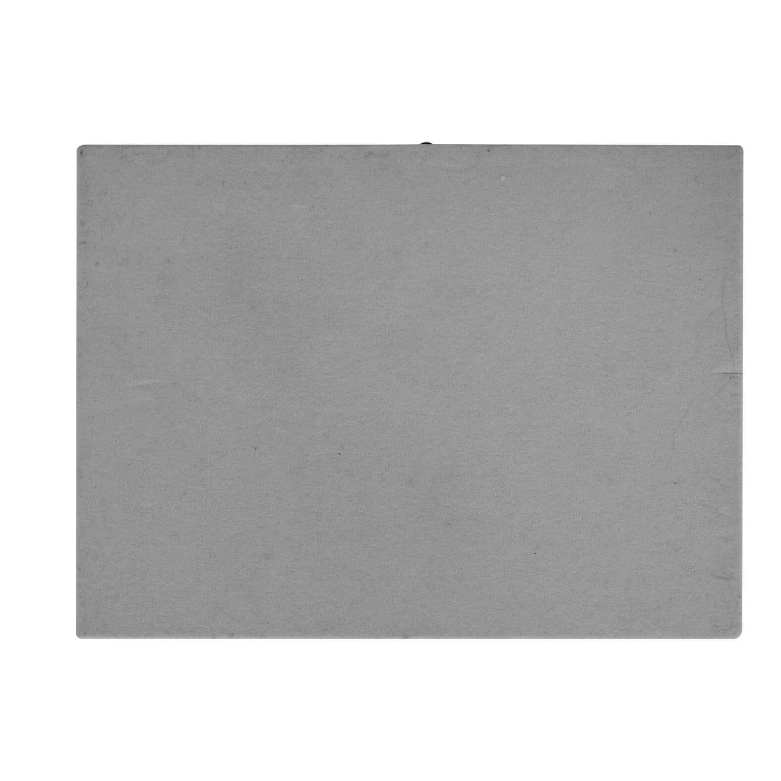 Aime Grey miniatura 3