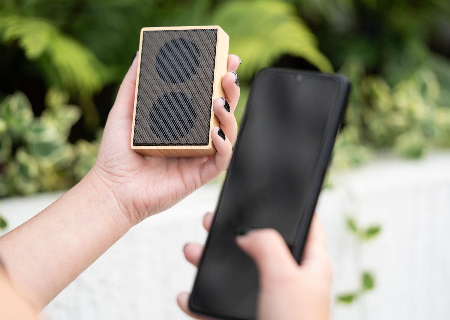 Altavoz carga solar Natural miniatura 7