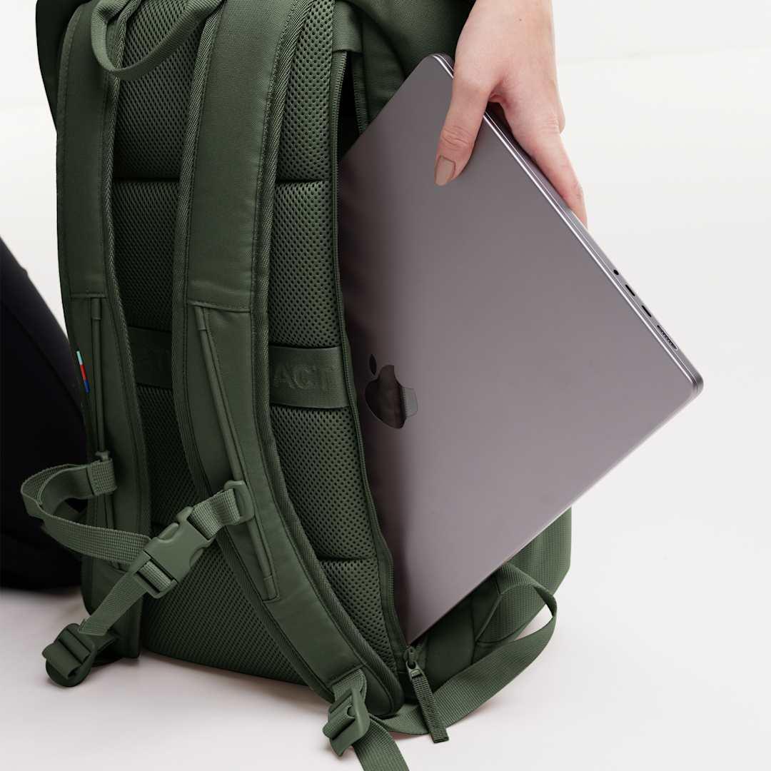 Got bag pro pack Algae front