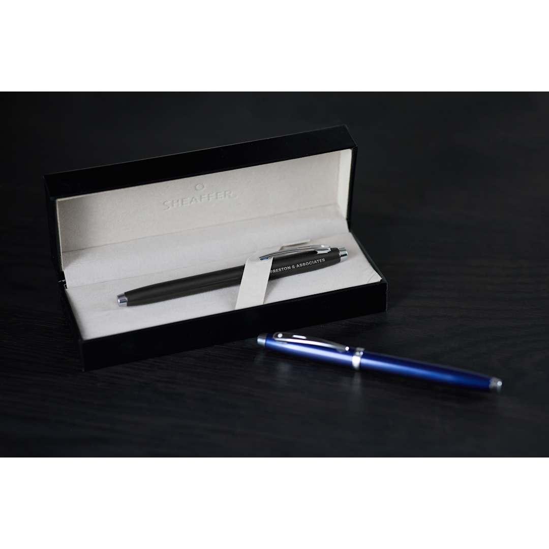 Sheaffer® 100 glossy lacquer roller ball Black front