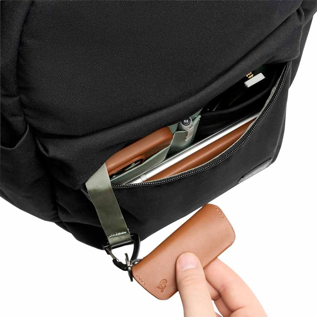 Bellroy classic daypack Black thumbnail 7
