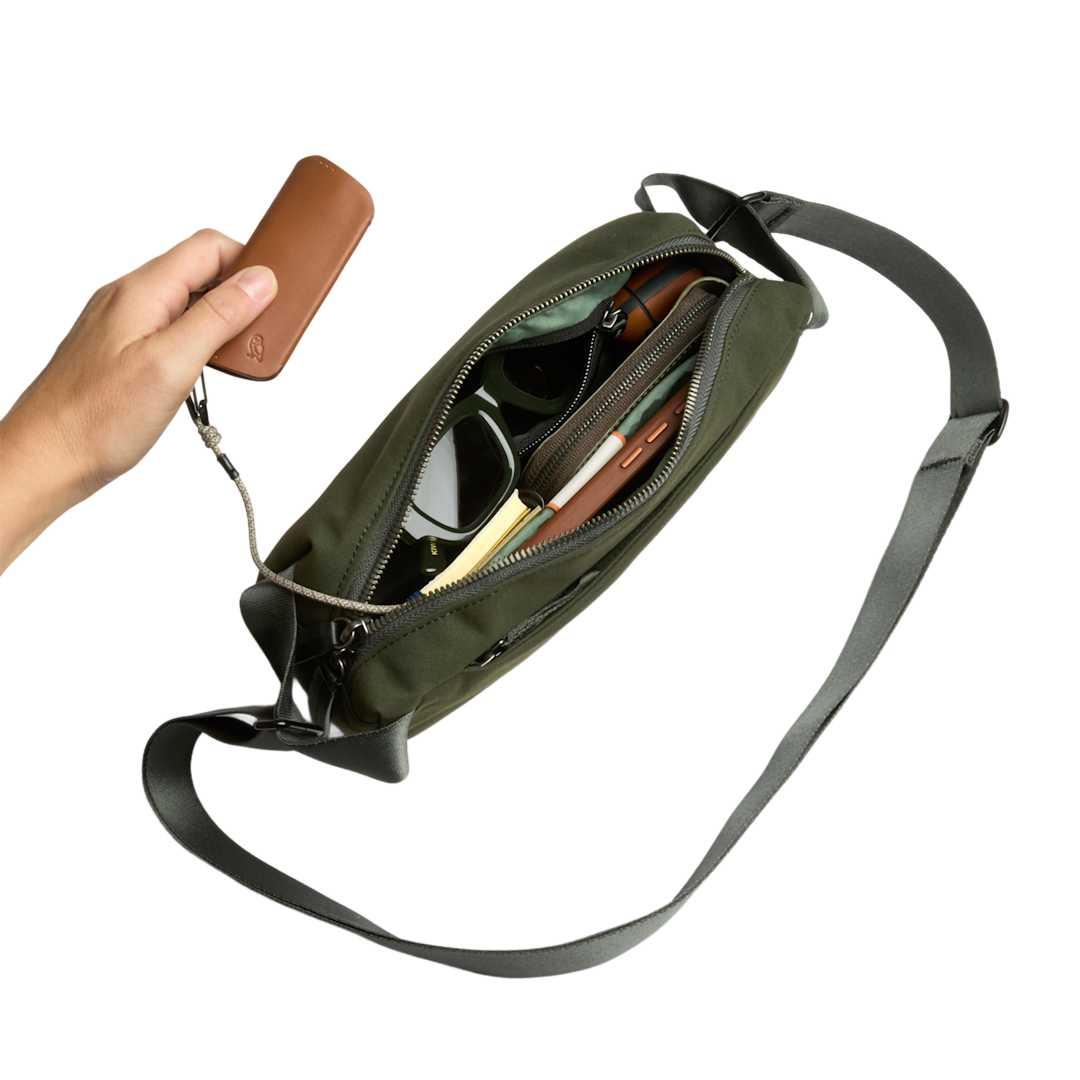 Bellroy classic sling 3l Black miniatura 13