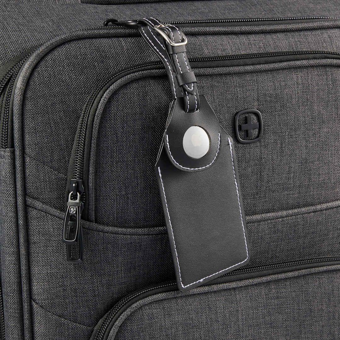 Wander & roam luggage tag w/ air tag holder Black miniatura 6
