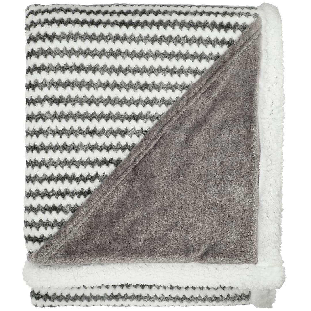 Field & co.® chevron striped sherpa blanket Navy Blue miniatura 8