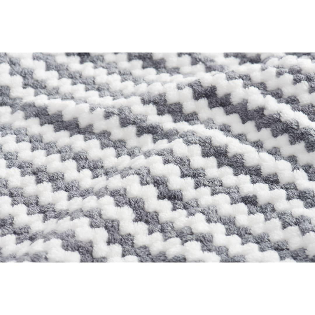 Field & co.® chevron striped sherpa blanket Navy Blue miniatura 4