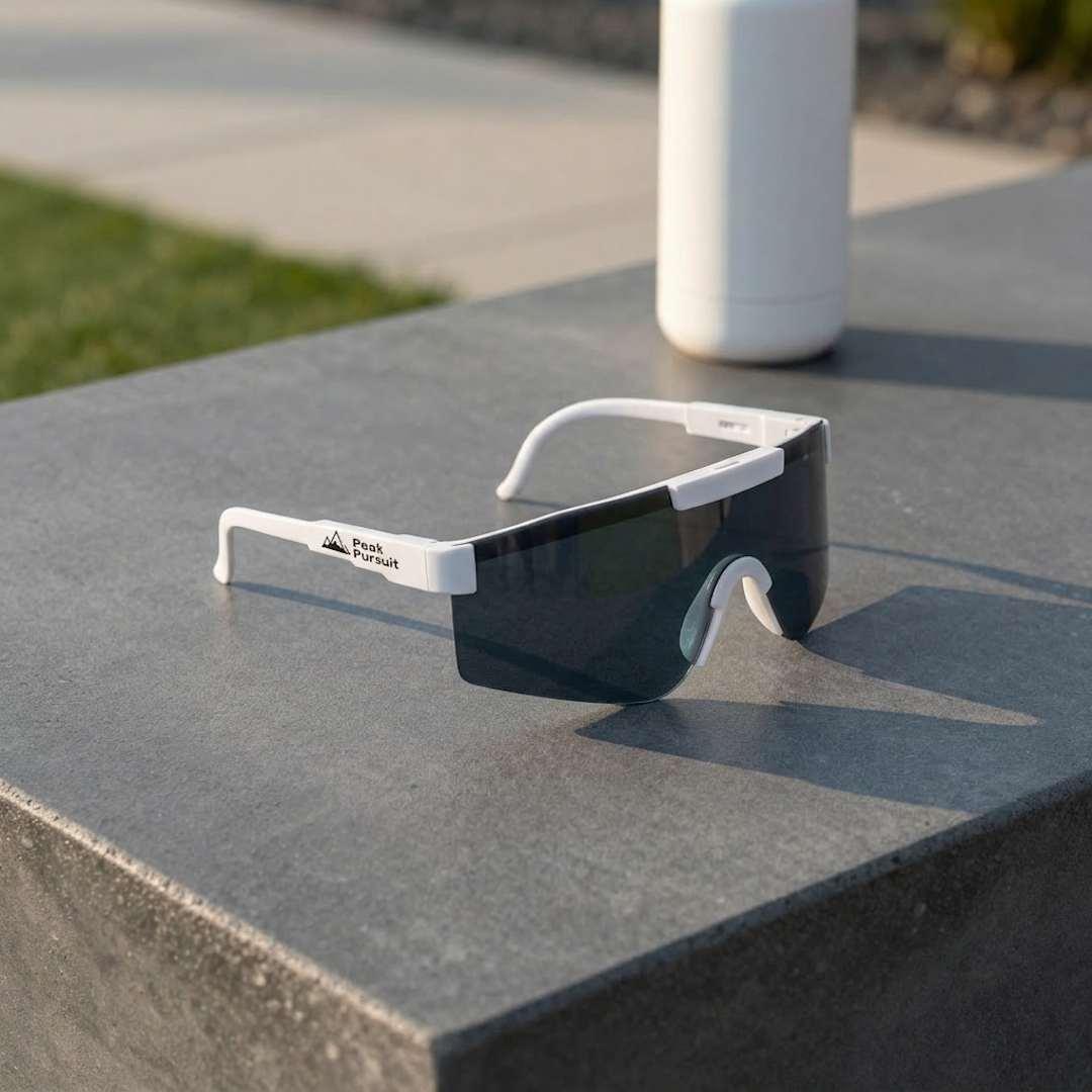 August recycled blade sport sunglasses Black front