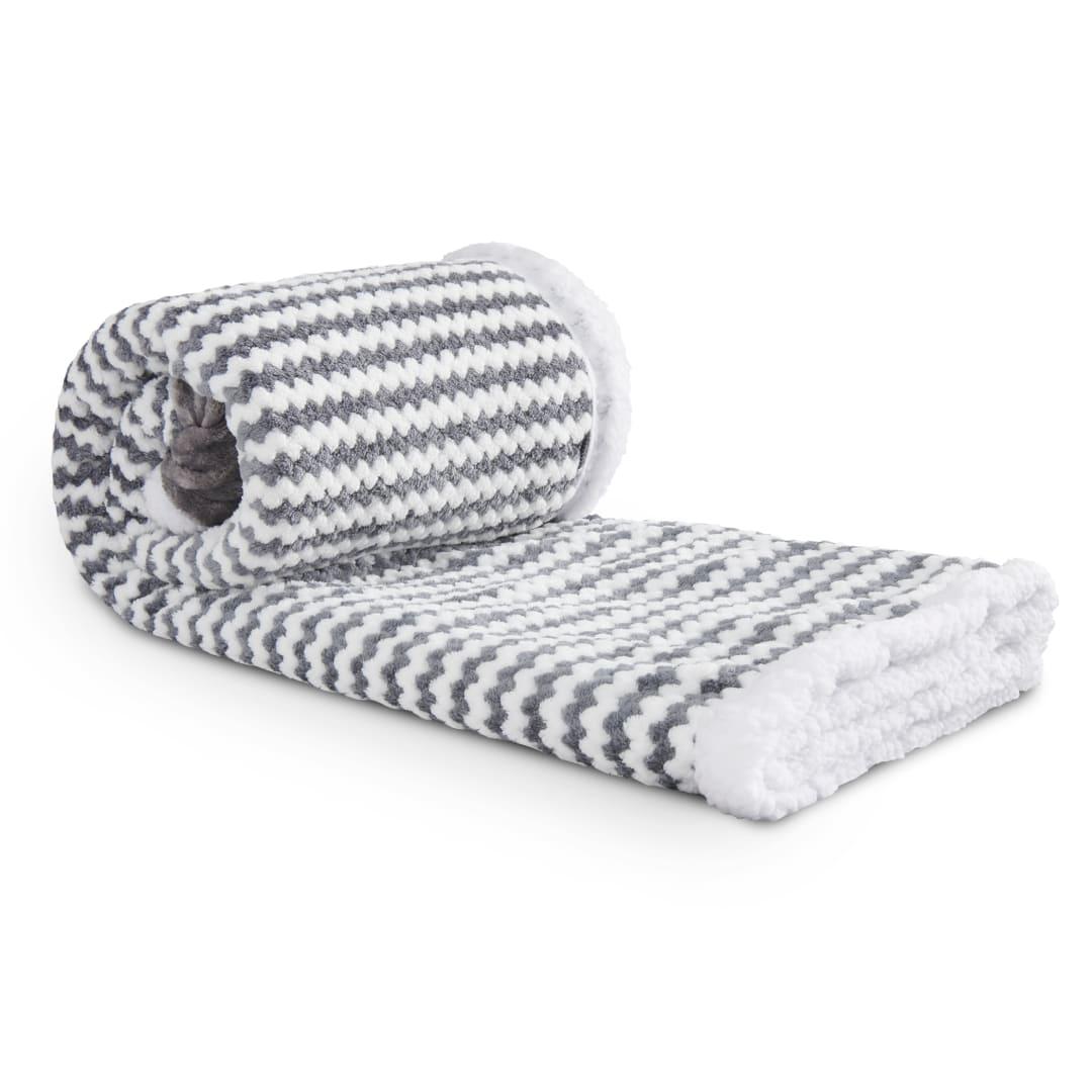 Field & co.® chevron striped sherpa blanket Navy Blue miniatura 5